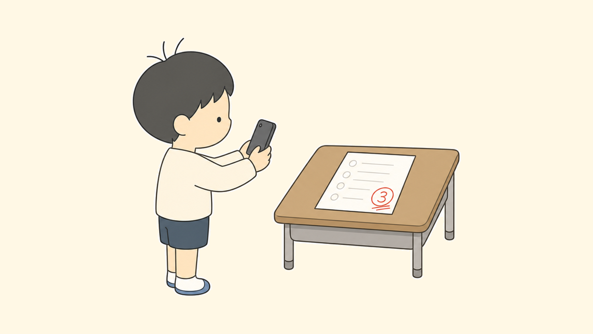男の子が3点のテストをスマホで撮影して定期テスト対策を始める絵本風イラスト